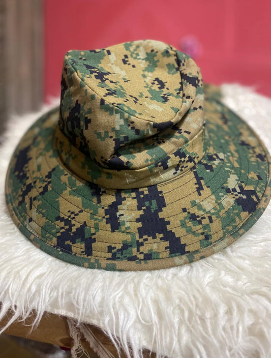 Camouflage Bucket hat with sun gater